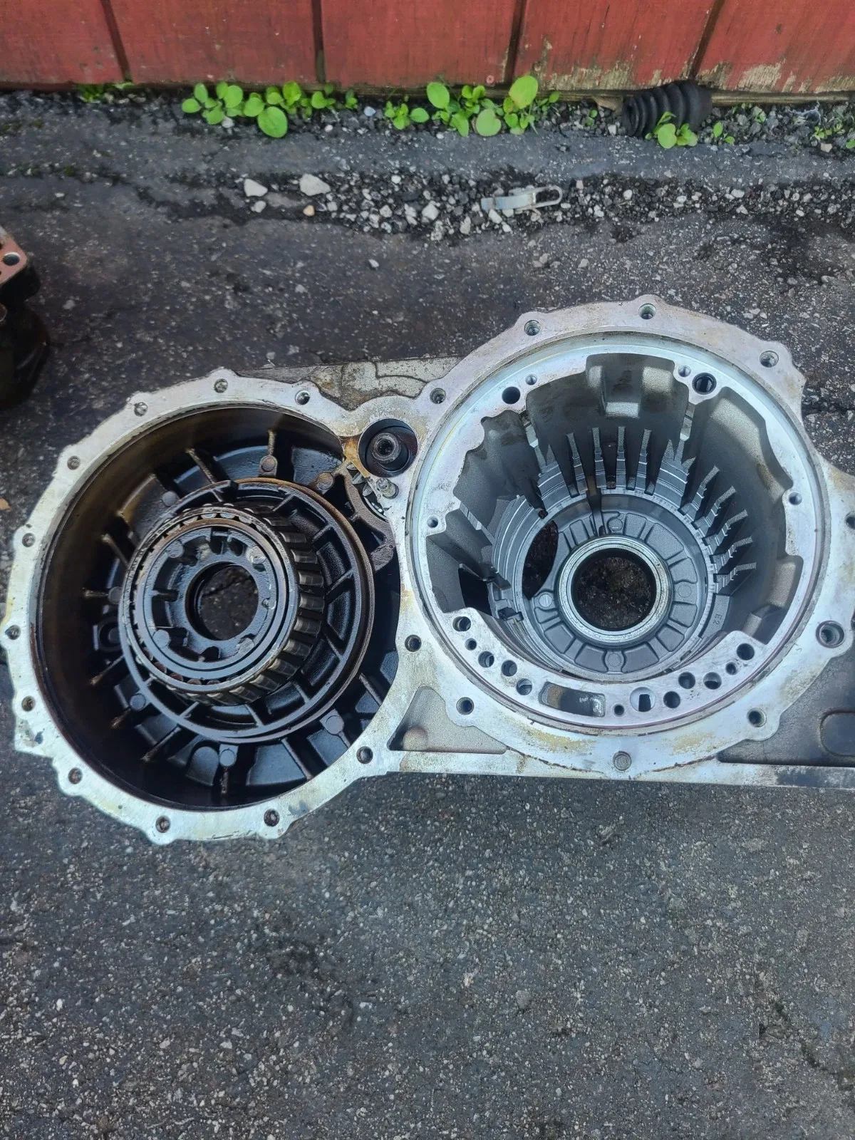 VW RIALTA EUROVAN TRANSMISSION HOUSING 01P #2
