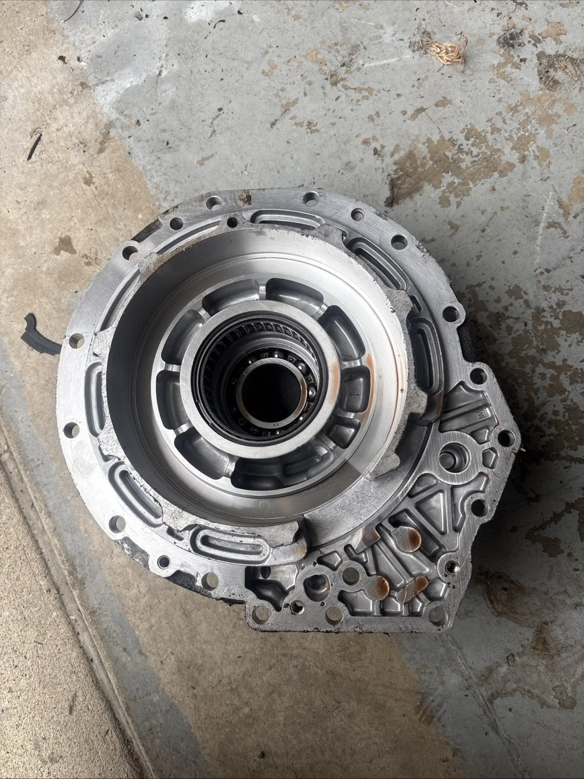 ALLISON 1000/2000/2400 4X4 Adapter Housing  29542109  Updated Webbing 1999 & UP image 4