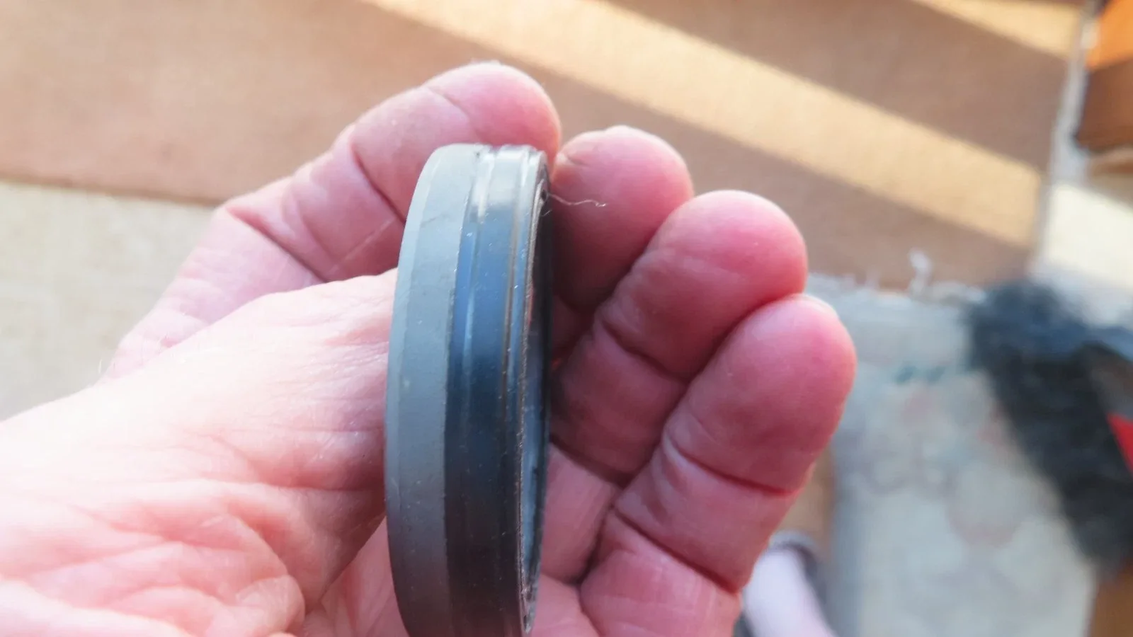 Volvo 240 740 2.3  AW70 AW71  automatic trans extension housing tail Shaft SEAL image 3