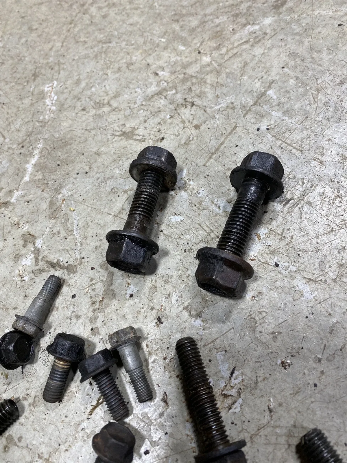 Jeep Cherokee XJ 87-01 AW4 Auto Trans Bell housing to Engine Mounting Bolts(B98) image 4