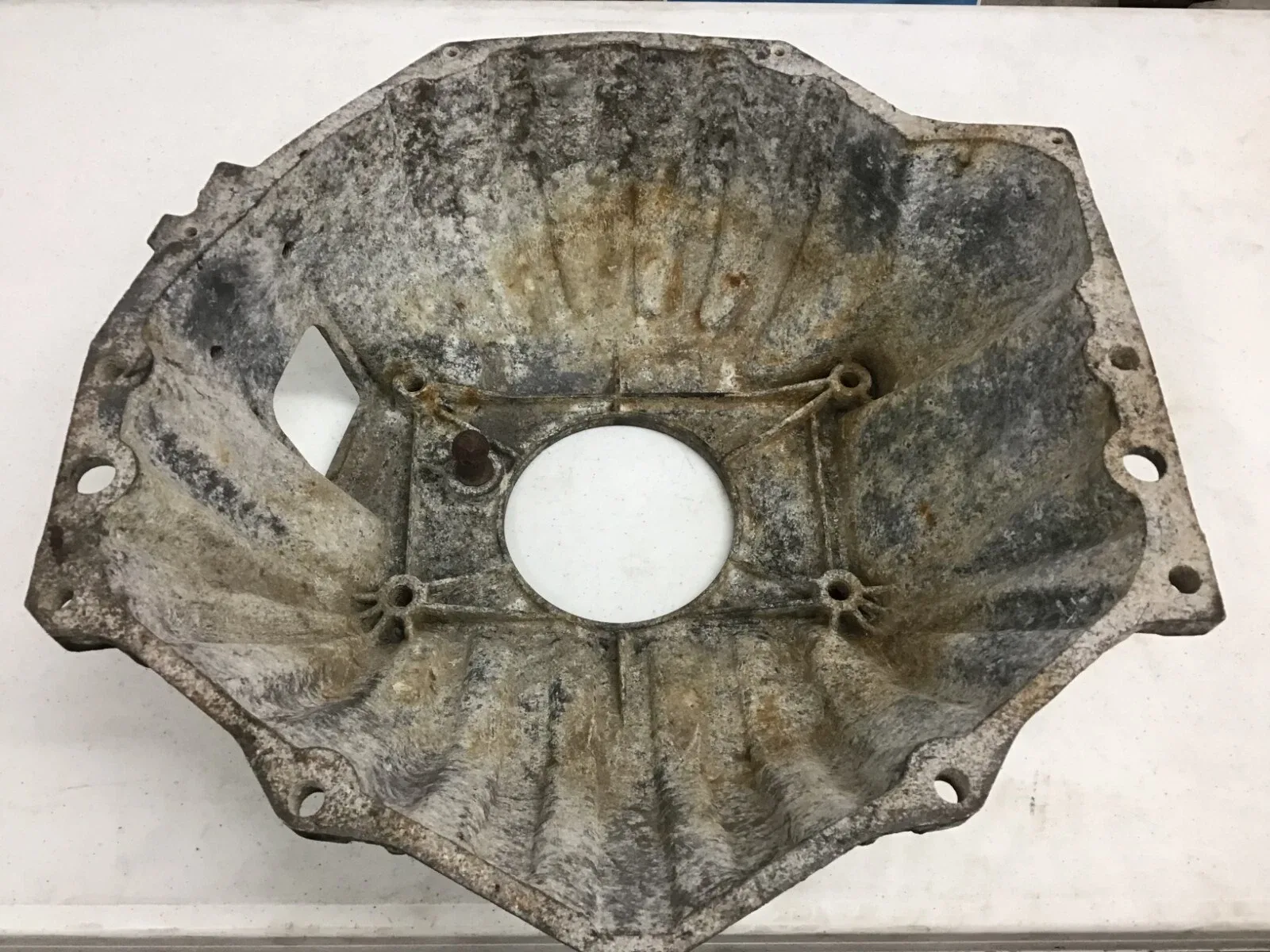 10.5" bell housing GM Chevrolet 117AL59 used