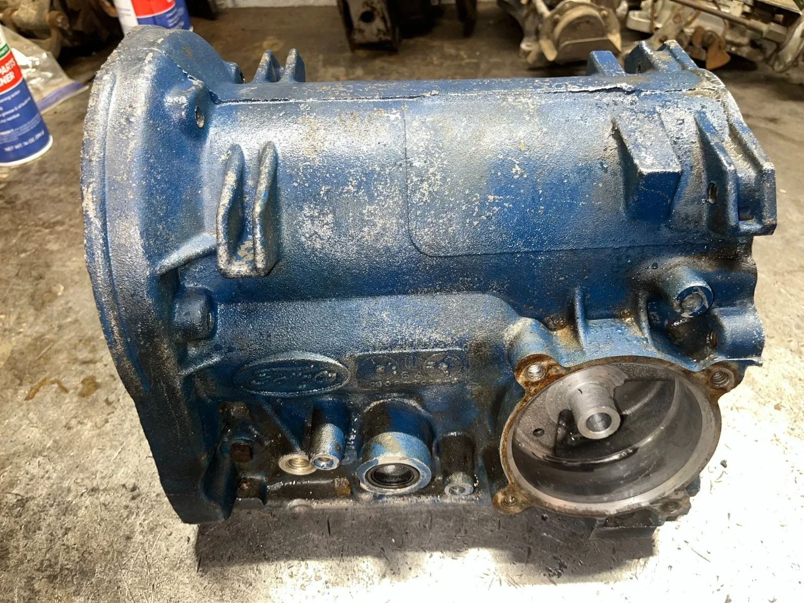 Ford C4 transmission bare case,case fill C8OF date code