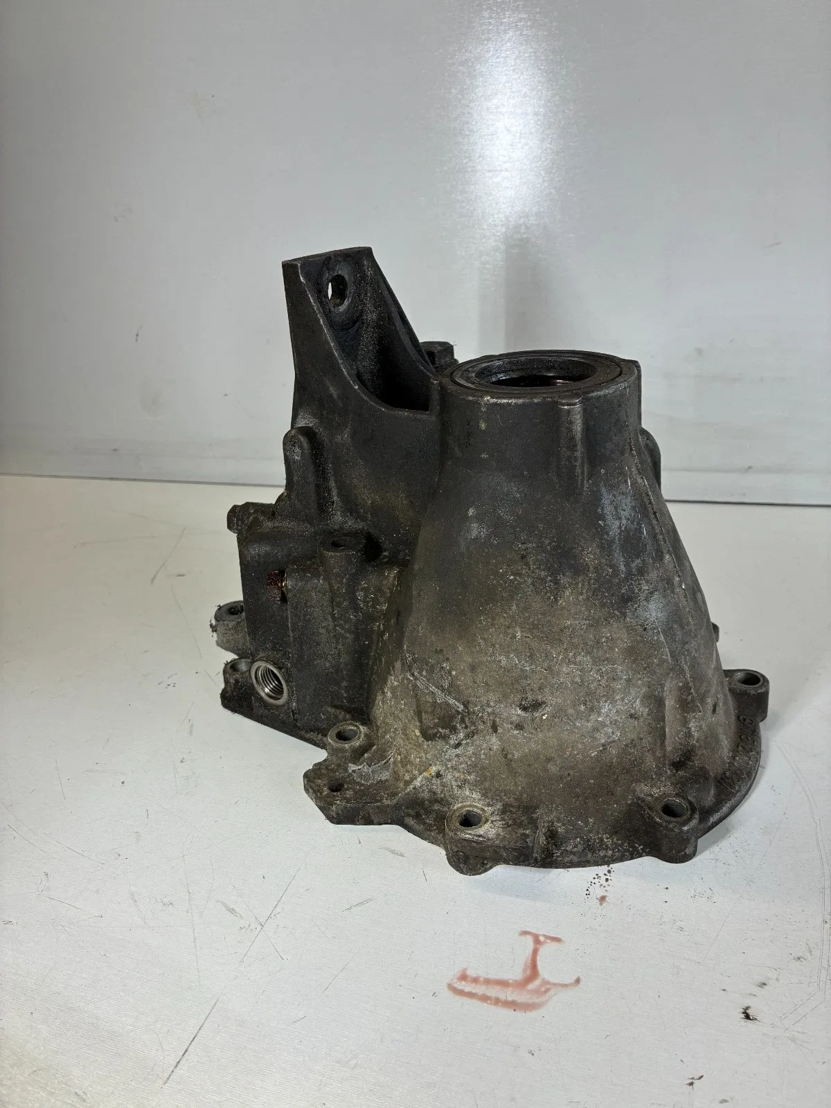 722.117 Tail Output Housing 1977-1985 MANY Mercedes 240D 300D Transmission image 3