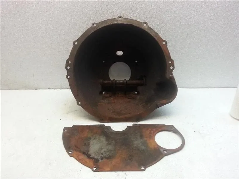 233 V8 3-Speed Manual Bell Housing for 1954 Studebaker Commander image 3