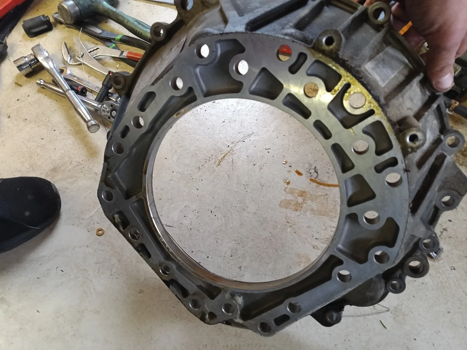 ZP-5HP24 TRANSMISSION BELL HOUSING 1058 422 009 OEM image 2