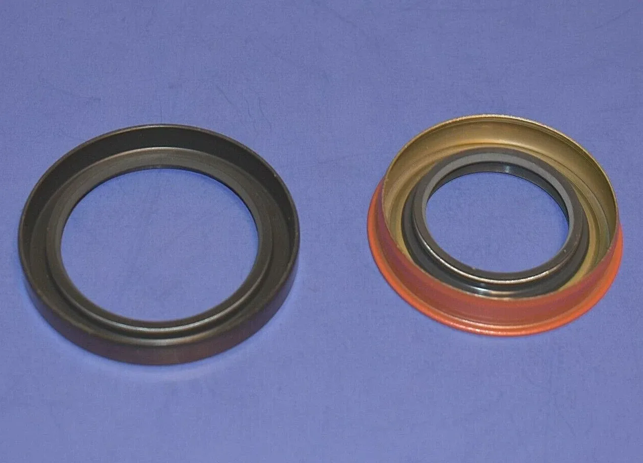 Ford C4 C5 Transmission Front Pump Body & Extension Housing Seal image 2