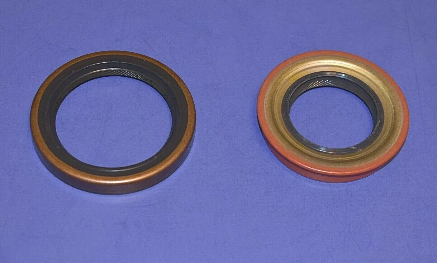 Ford C4 C5 Transmission Front Pump Body & Extension Housing Seal