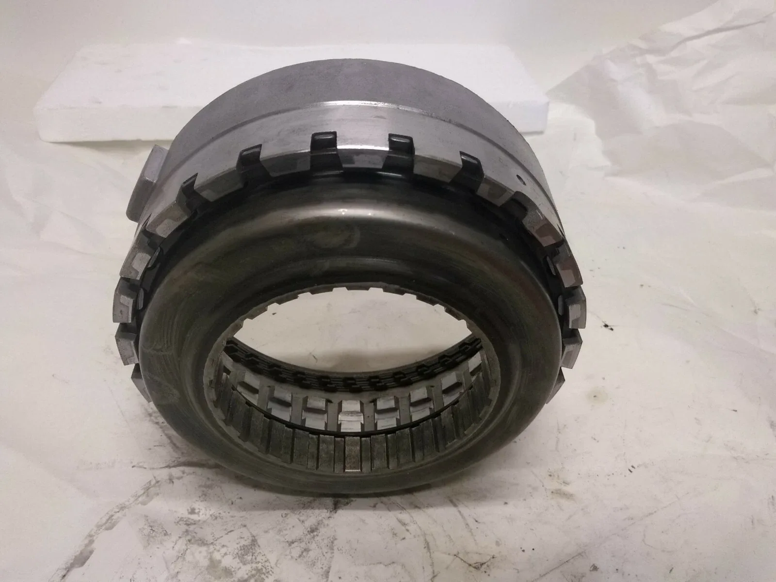 BMW E53 X5 3.0L AWD A5S390R 5L50 Automatic Transmission Overdrive Clutch Housing image 2