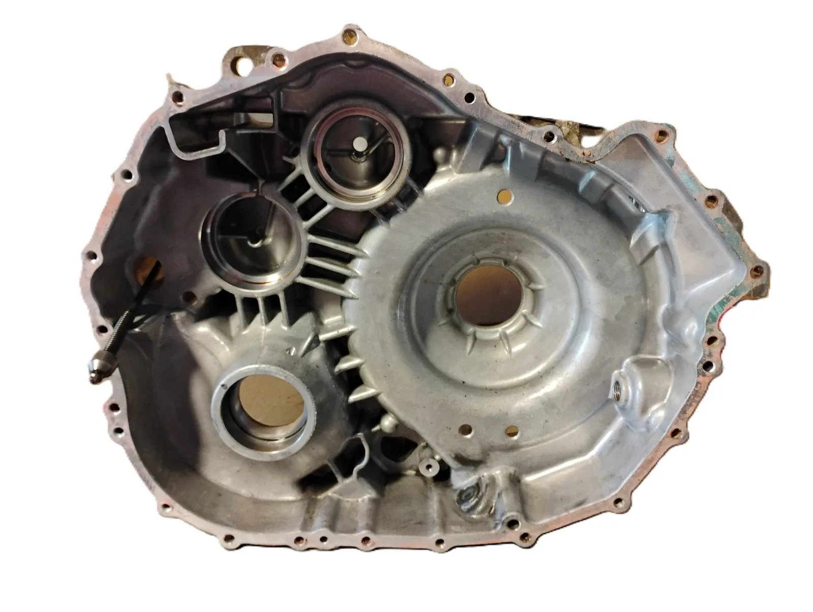 2004-2009 Toyota Prius 1.5L P112 eCVT HSD Motor Housing Rear Case Half image 2