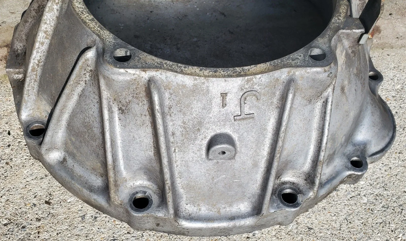 90-96 Lexus SC300 2JZGE 2JZ Automatic Transmission Bell Housing J1 OEM image 2