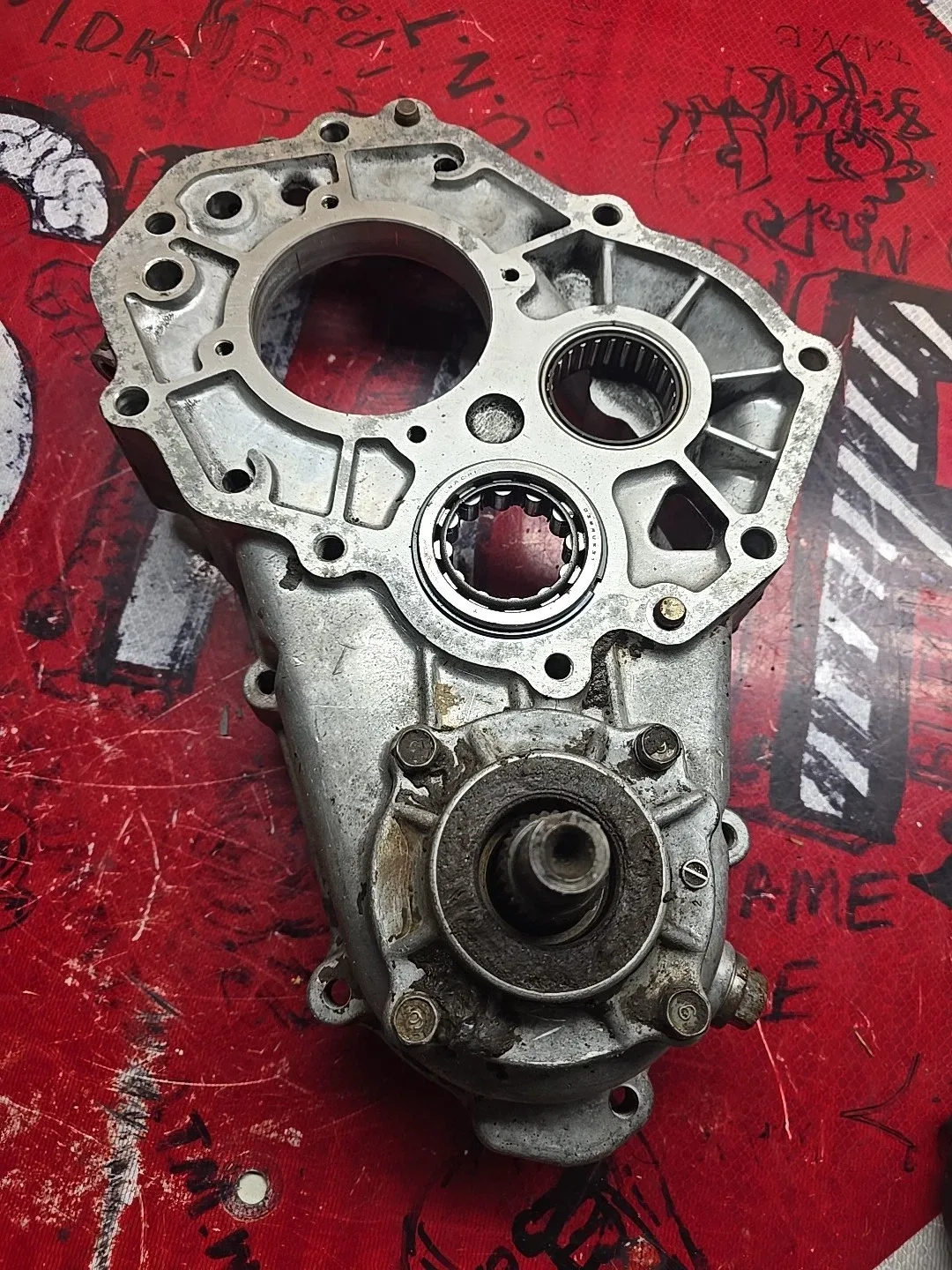 1985-1995 Toyota Gear Driven Transfer Case Housing B37 image 3