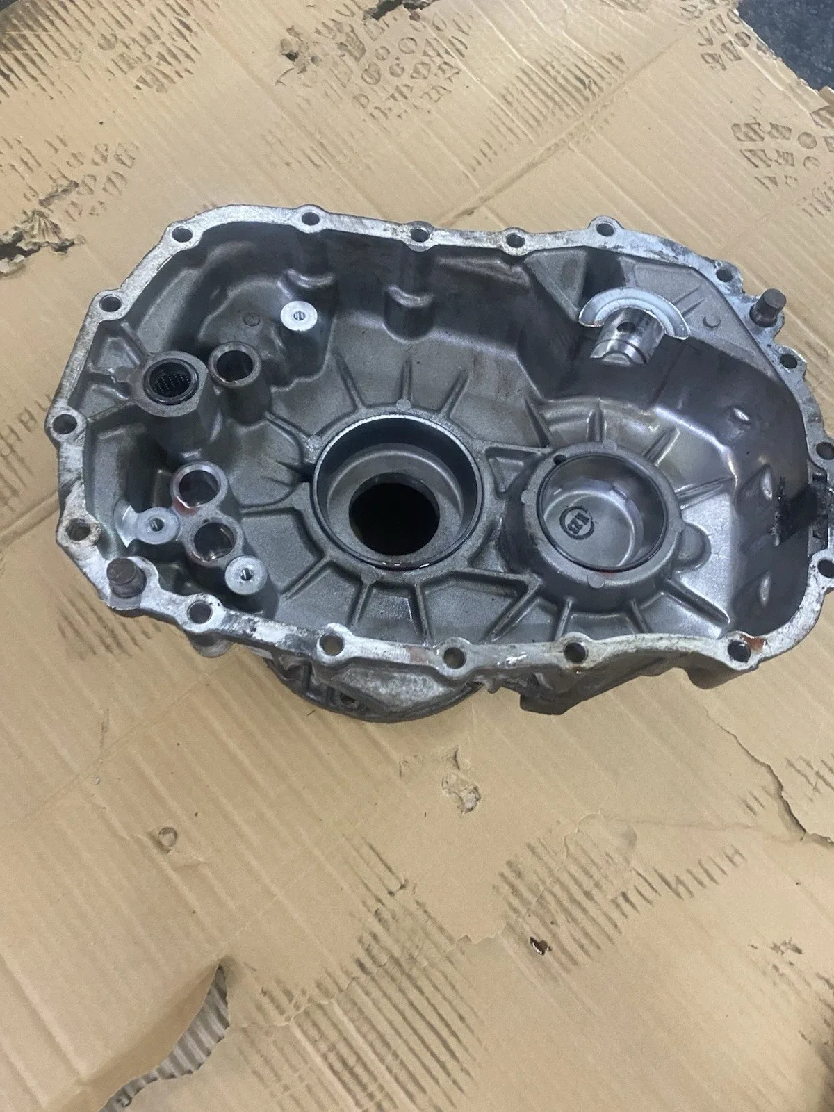 1990 ZF5 Transmission 4x4 Extension Housing ML4E28