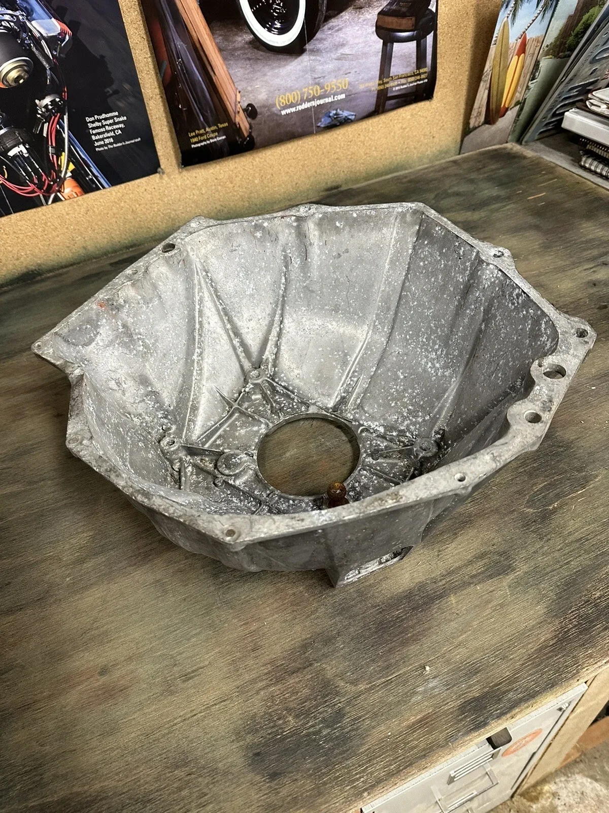 1962-63 CHEVY NOVA  ALUMINUM 4 SPEED BELL HOUSING 3788383- image 3