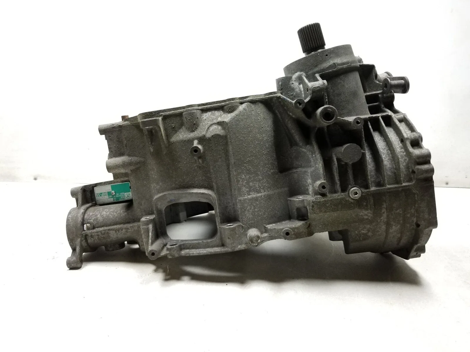2012 Audi Q5 Transmission Bell Housing OEM image 2