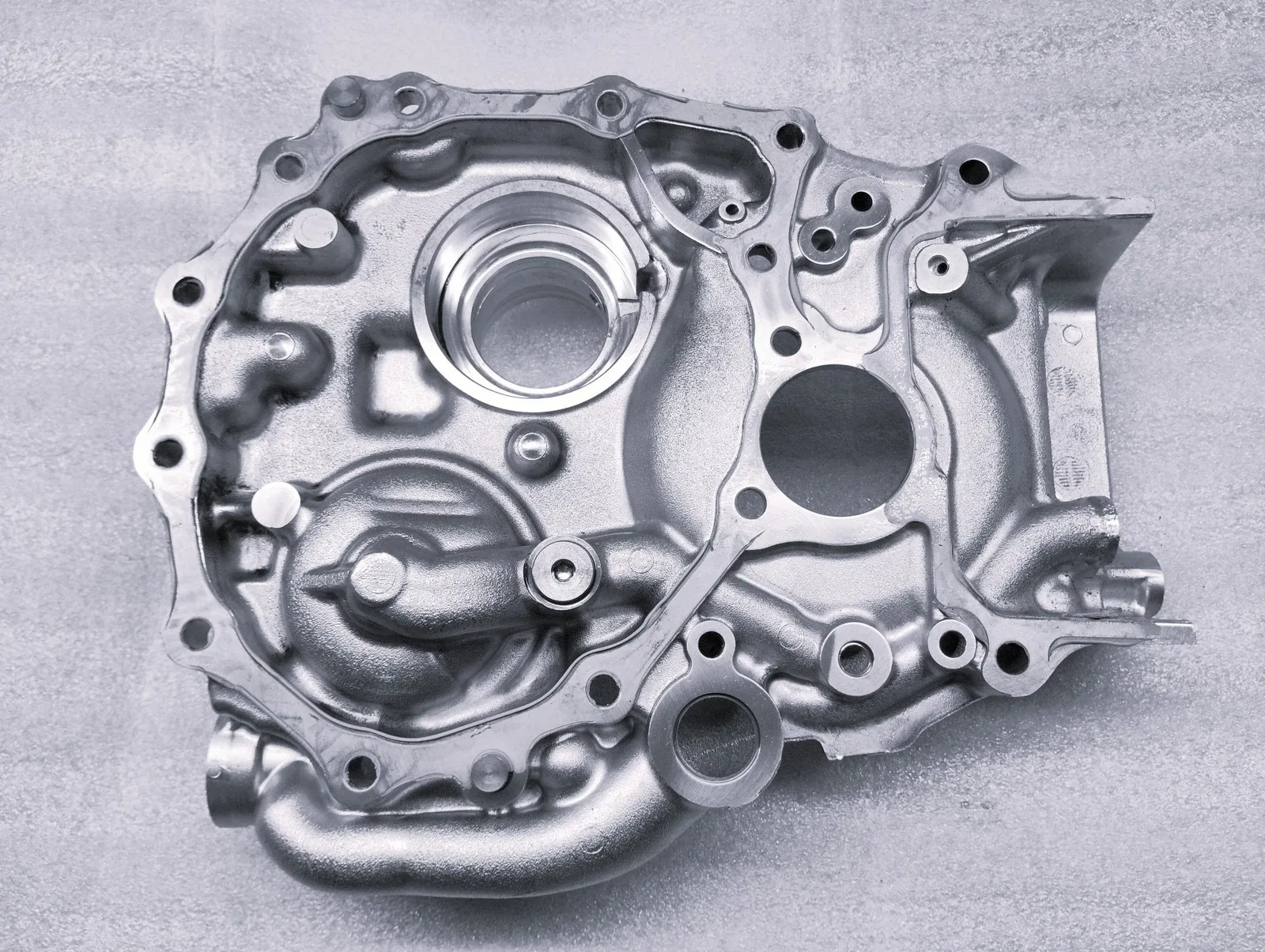 2019-2021 Subaru Forester CVT TR580 Pinion Retainer Housing with Start/Stop image 3
