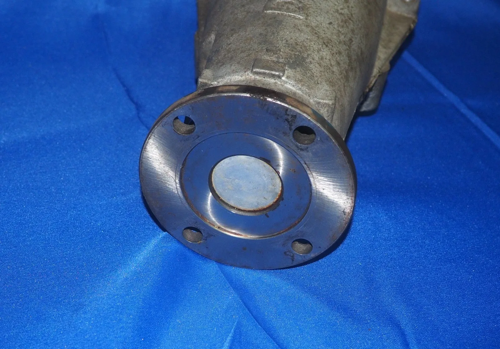 1970-1986 Rolls Royce Silver Shadow Wraith Spur 3 Speed GM400 Tailshaft Housing image 3