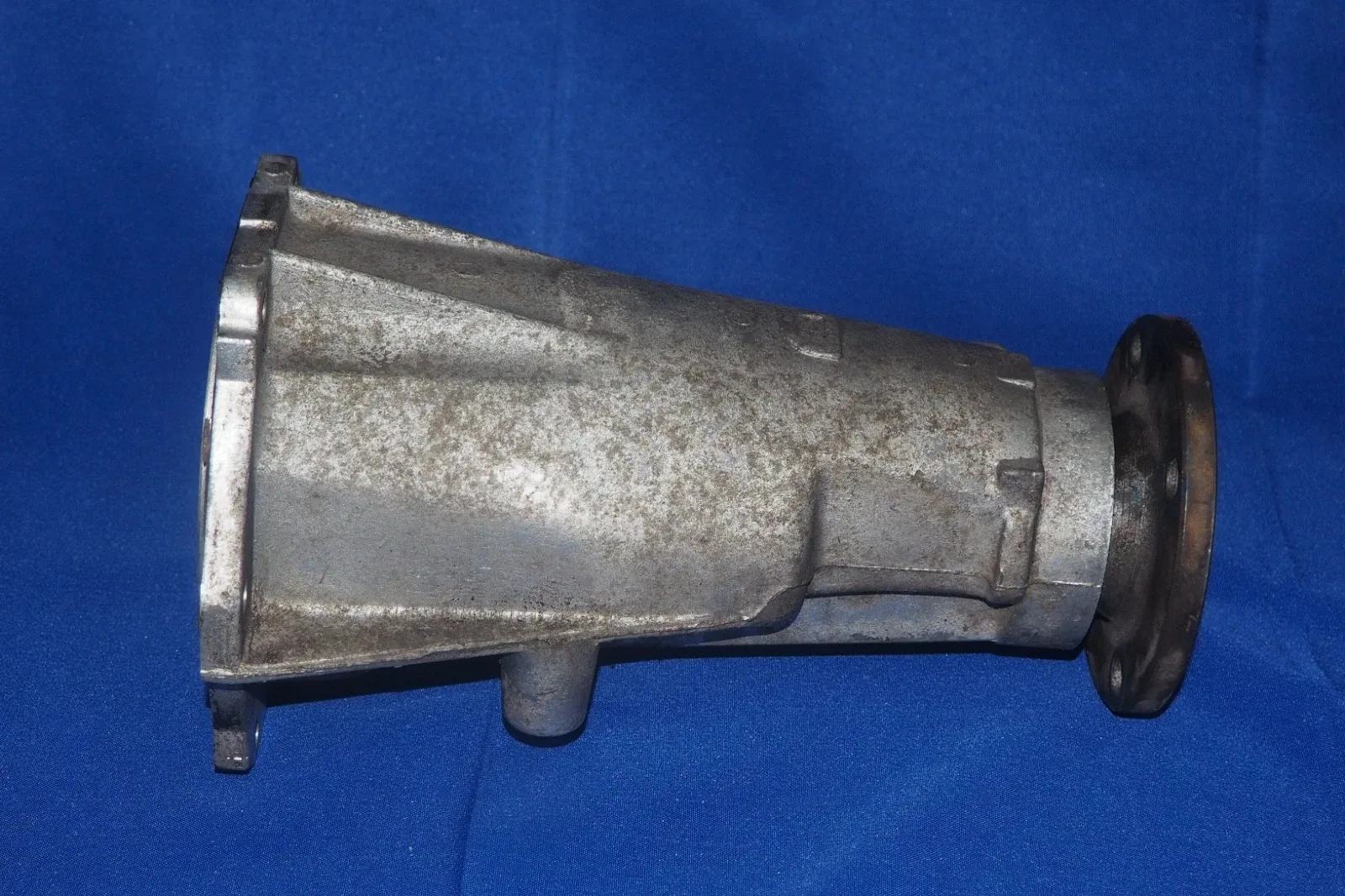 1970-1986 Rolls Royce Silver Shadow Wraith Spur 3 Speed GM400 Tailshaft Housing image 4