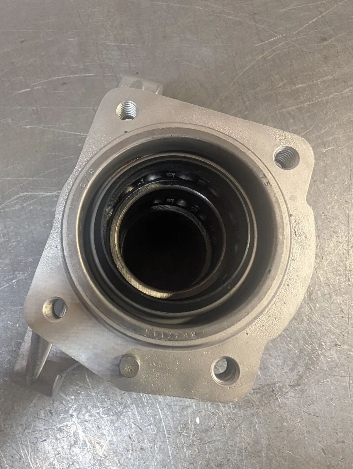 th475 tail housing 8627143 image 4