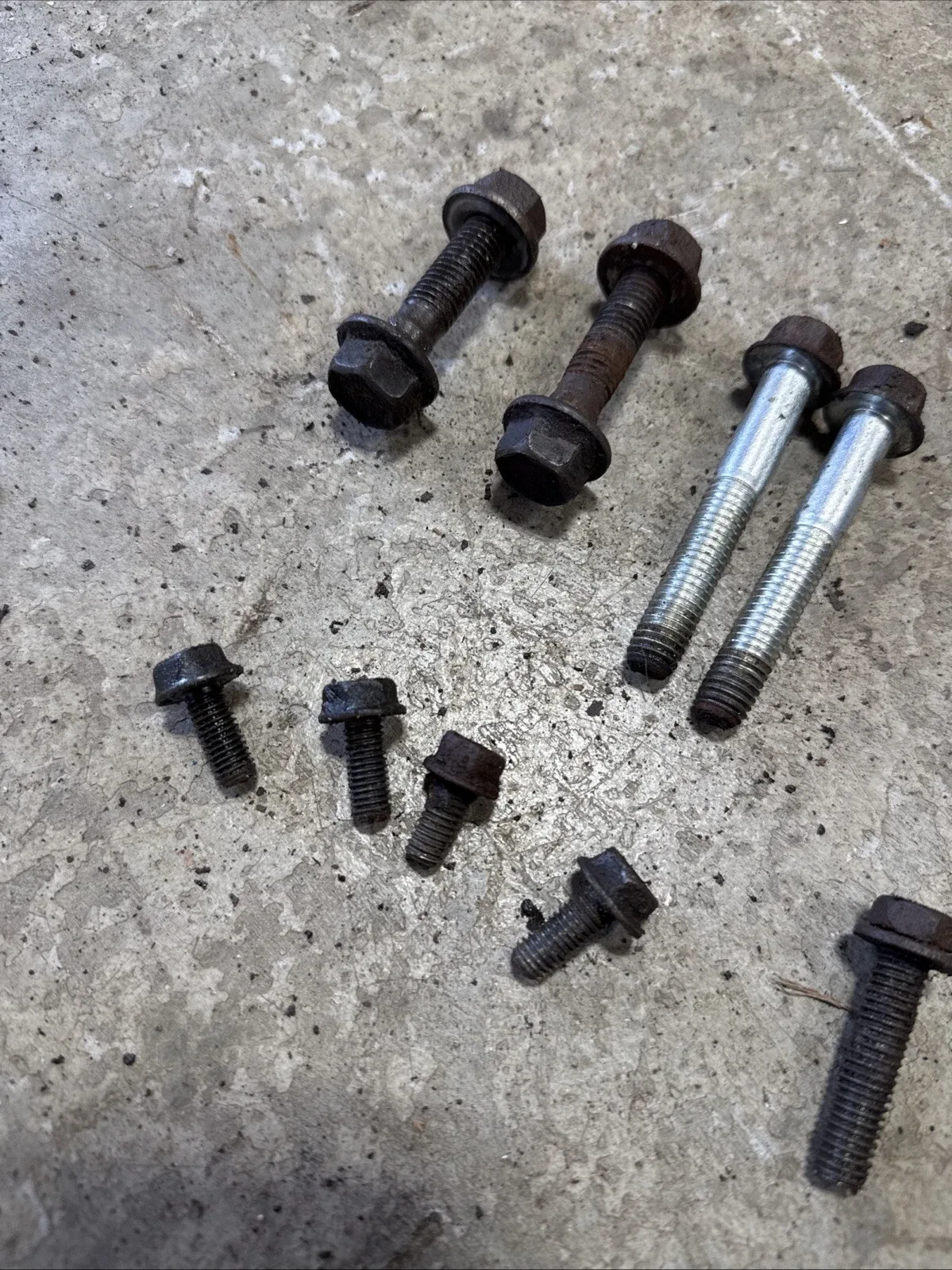 Jeep Cherokee XJ 87-01 AW4 Auto Trans Bell Housing to Engine Mounting Bolts (W90 image 3