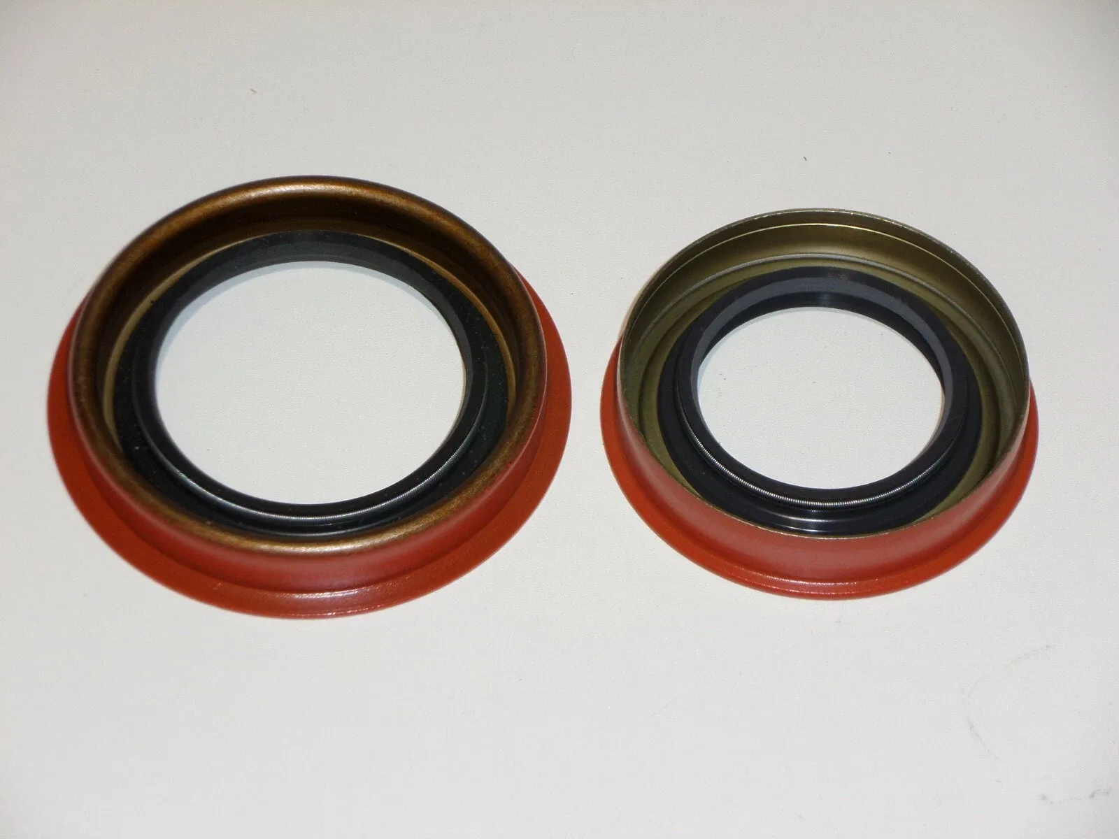 GM ST-300 Super Turbine 300 Transmission Pump Body & Rear Tail Housing Oil Seal image 2
