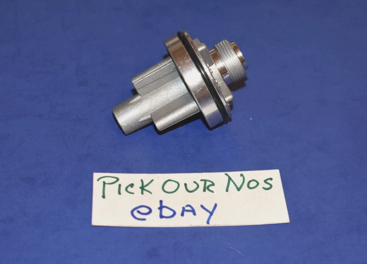 TH400 400 3L80 New Aluminum Speedometer Housing With Seals 40 Thru 45 Tooth image 4