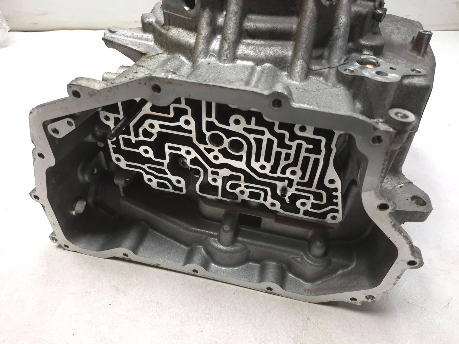 2019 Ford EcoSport Automatic Transmission Case Housing 1.0L OEM image 3