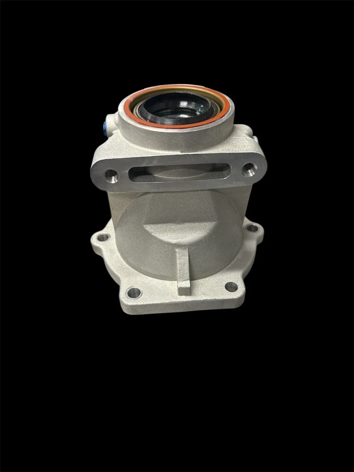 NEW 4L80E / 4L85E 2WD Tail Housing – Aftermarket – New  Bushing & Seal image 3