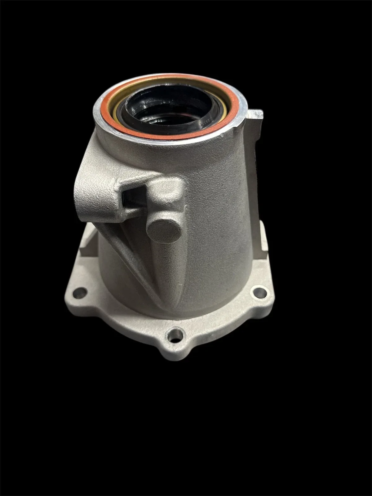 NEW 4L80E / 4L85E 2WD Tail Housing – Aftermarket – New  Bushing & Seal image 4