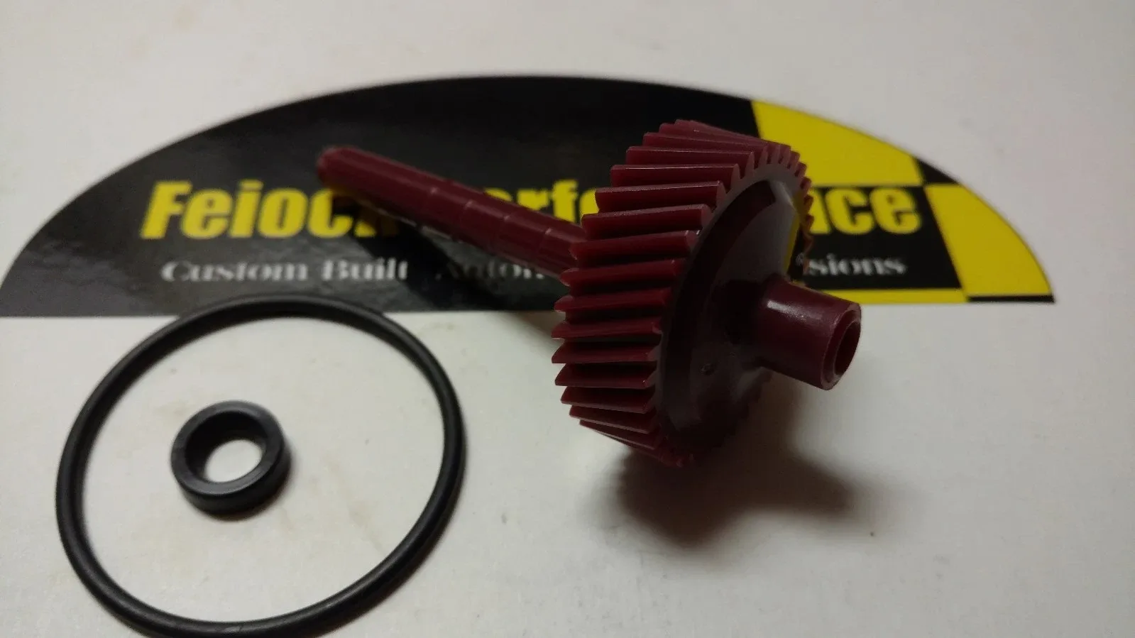 GM NP833 37 Tooth Speedometer Driven Gear With Housing Seals
