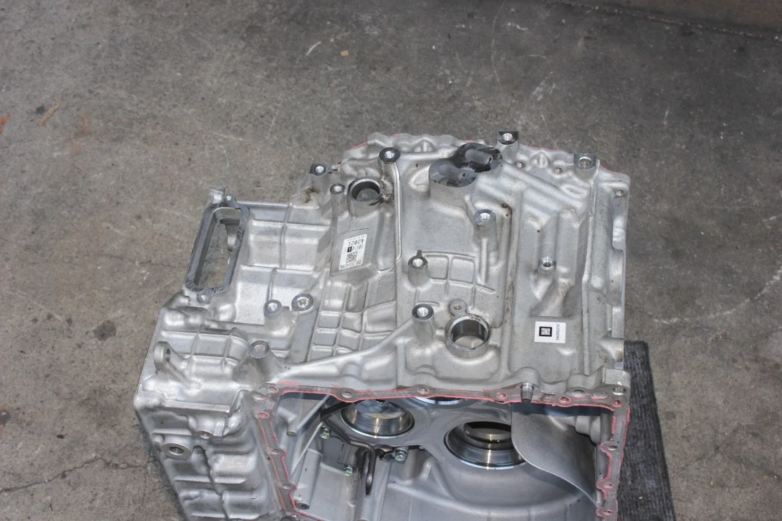 OEM transmission drive motor housing / case for 2023-2025 Toyota BZ4X q910 image 2