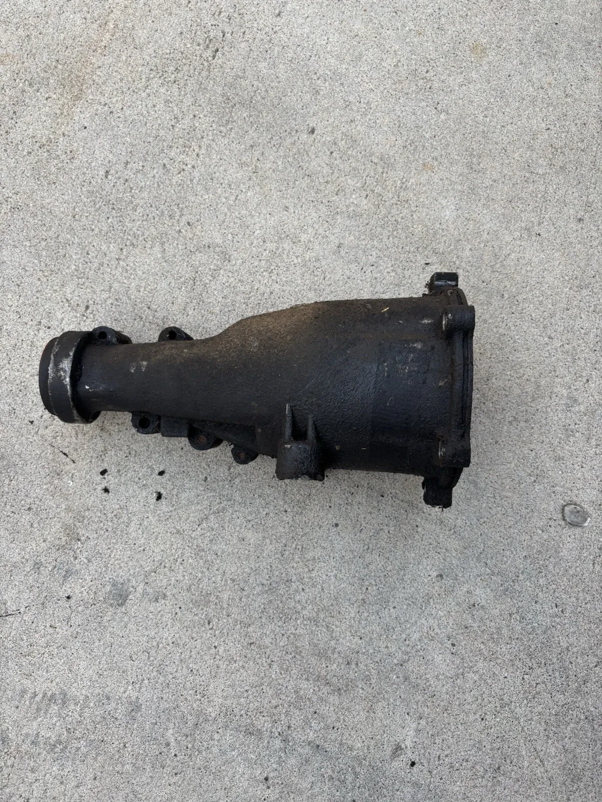 Chevy 1963 CORVETTE/ IMPALA ALUMINUM POWERGLIDE TRANSMISSION 11" TAIL HOUSING image 2