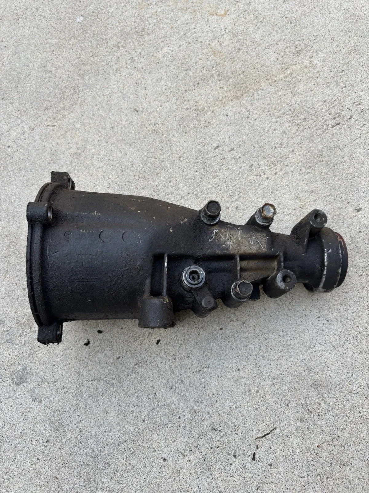 Chevy 1963 CORVETTE/ IMPALA ALUMINUM POWERGLIDE TRANSMISSION 11" TAIL HOUSING