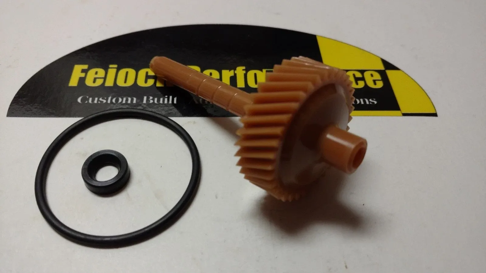 TH350 & 700R4 35 Tooth Speedometer Driven Gear With Housing Seals