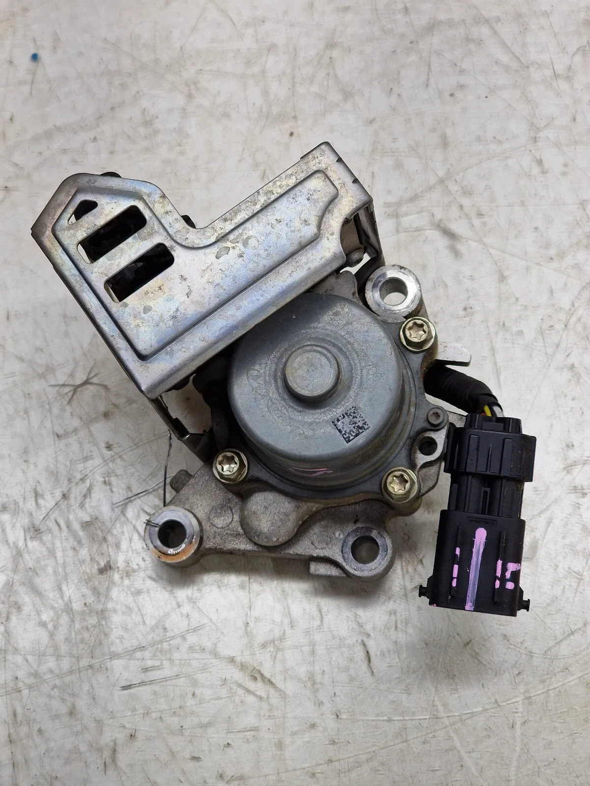 2019-2021 Genesis G70 AWD Transmission Oil Pump - OEM image 2