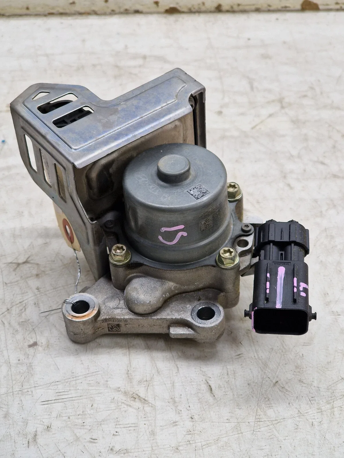 2019-2021 Genesis G70 AWD Transmission Oil Pump - OEM