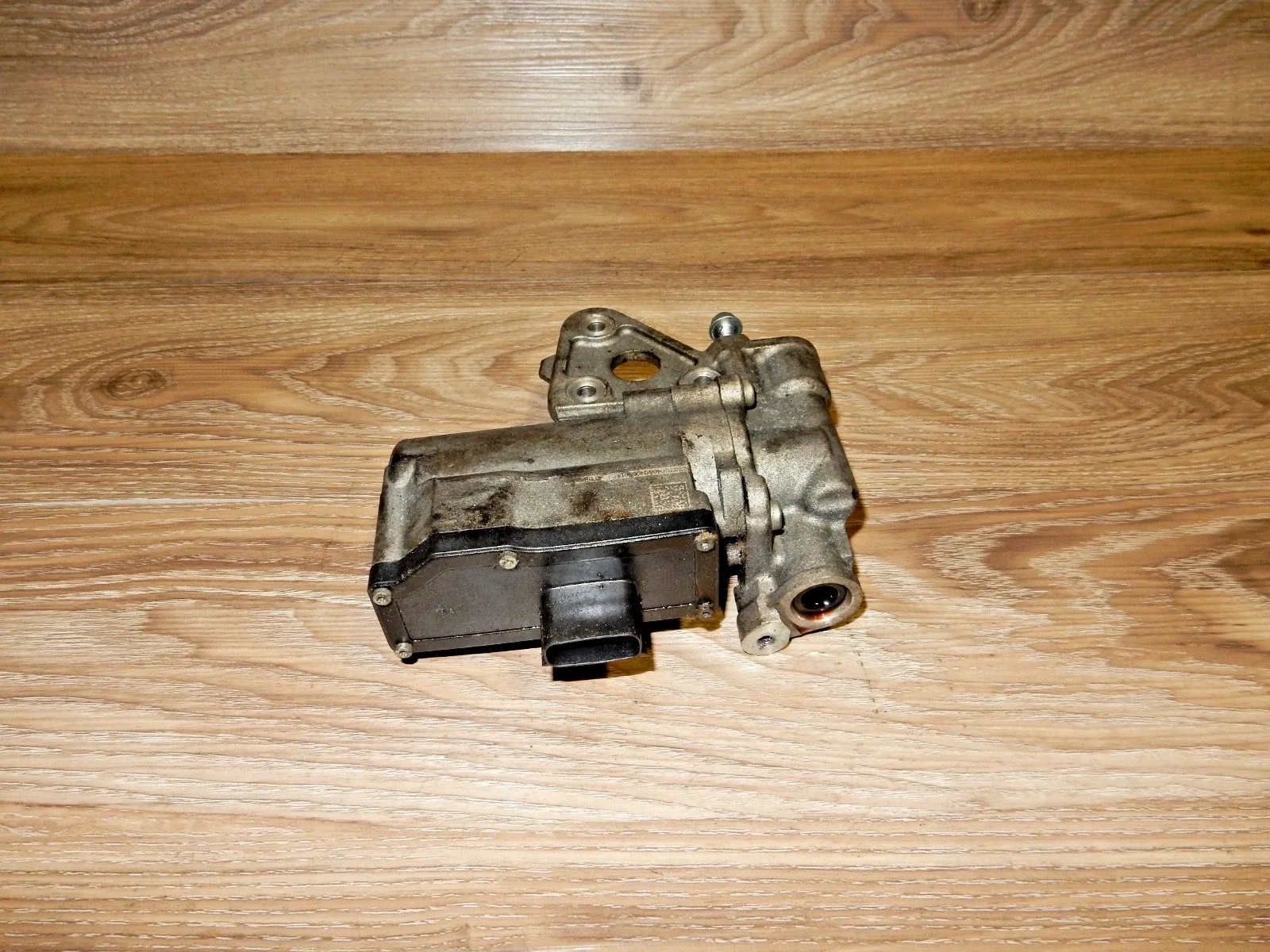 2013-2020 Ford Fusion / Escape Transmission Oil Pump DM5P-7B325-AA image 2