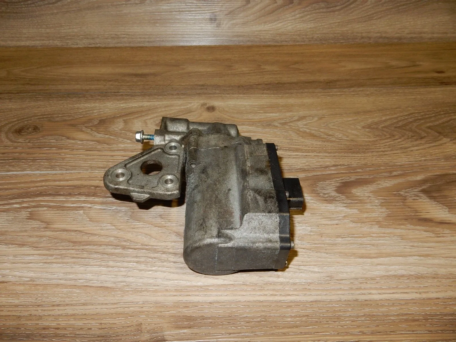 2013-2020 Ford Fusion / Escape Transmission Oil Pump DM5P-7B325-AA image 4