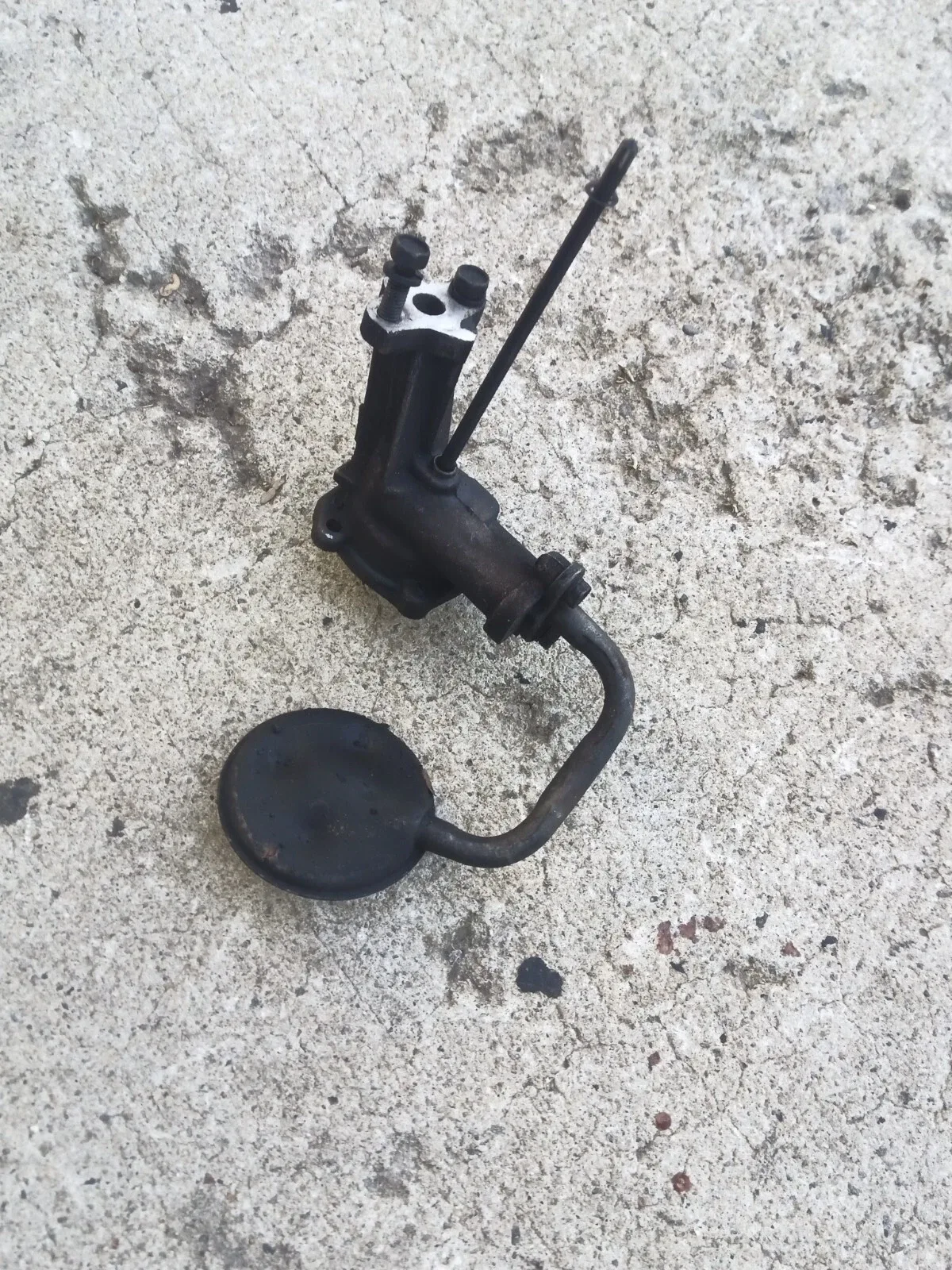 1968-1969 Ford Fairlane Ranchero Mustang 302 Oil Pump Shaft Bolts image 2