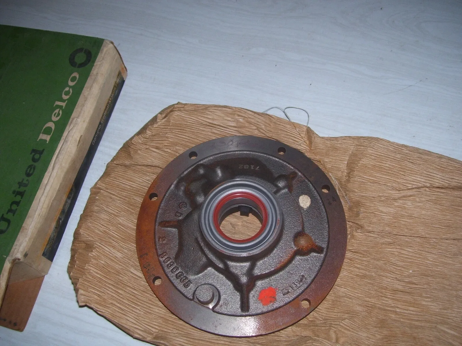 1978 Cadillac Transmission Oil Pump Body Delco 8630905 image 4