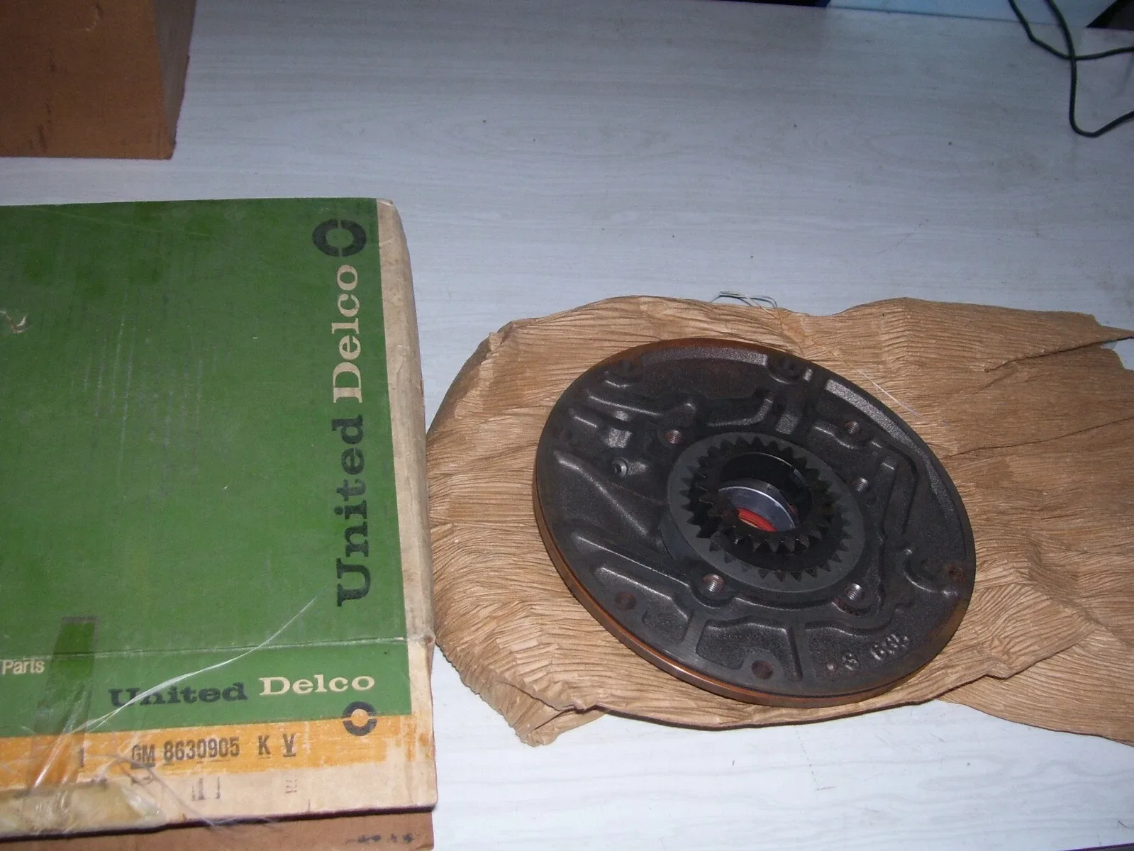 1978 Cadillac Transmission Oil Pump Body Delco 8630905