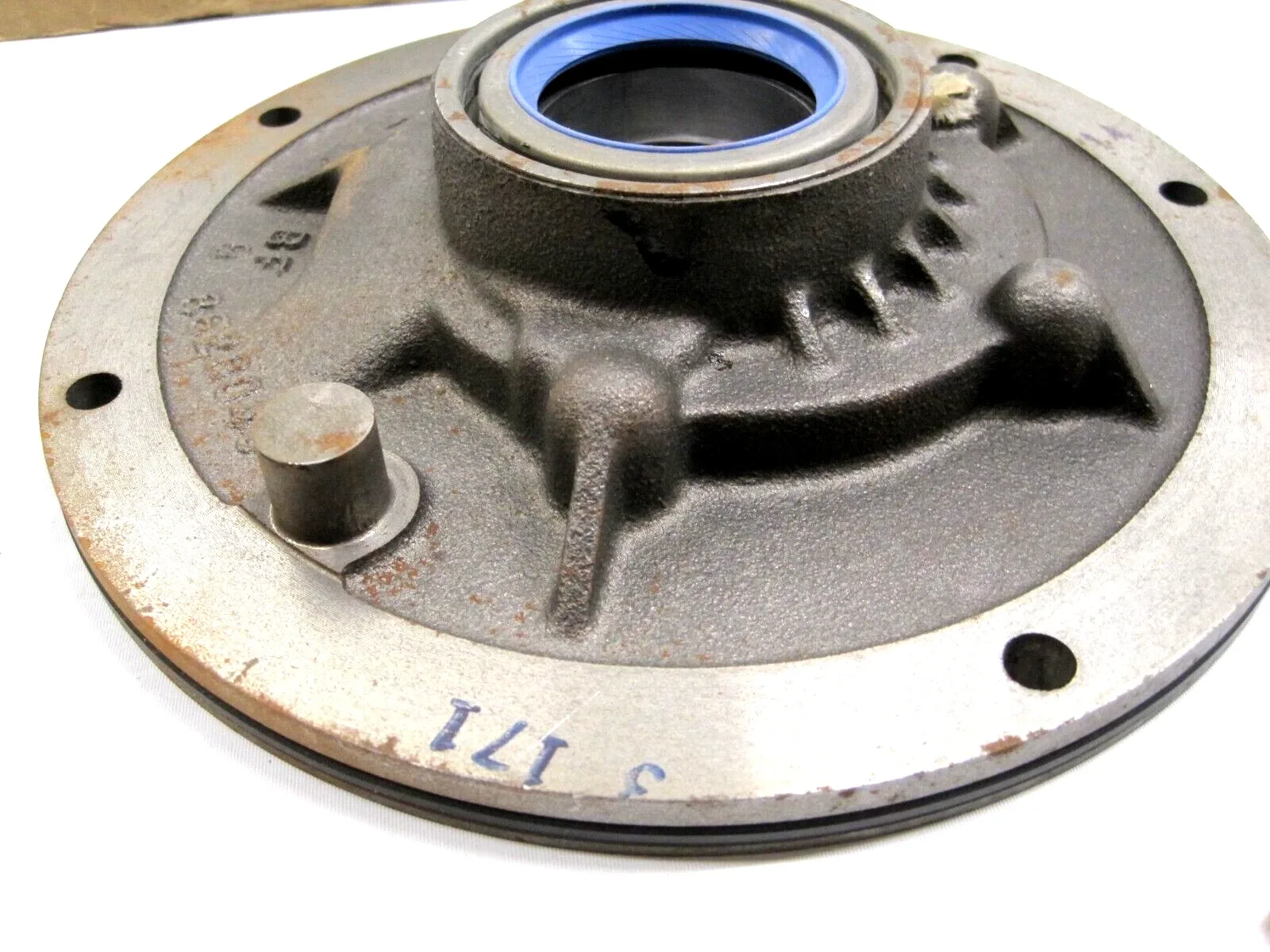 1976 GM M29 TurboHyrdamatic Oil Pump Body MPN 8628912 image 2