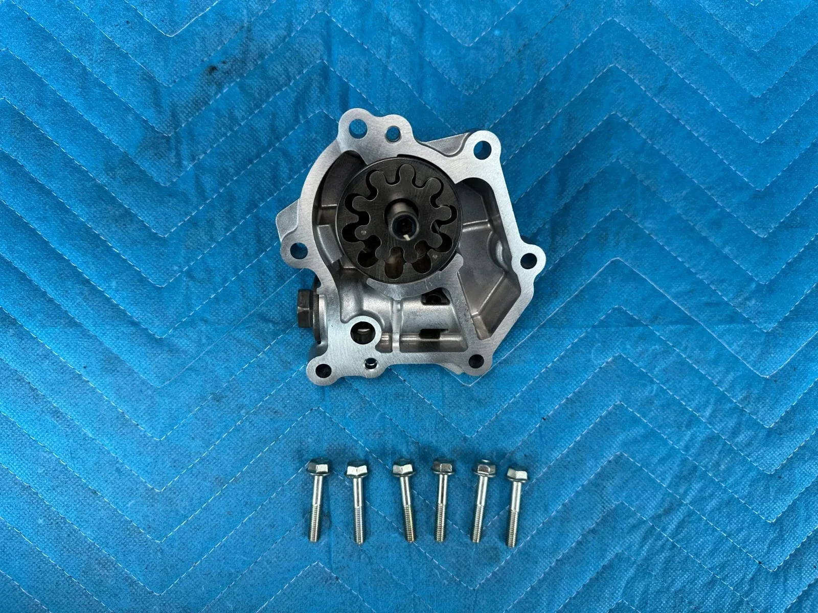 2018-2022 Lexus LS500 Torque Converter Oil Pump Body w/Gear - 35311-11020 image 2