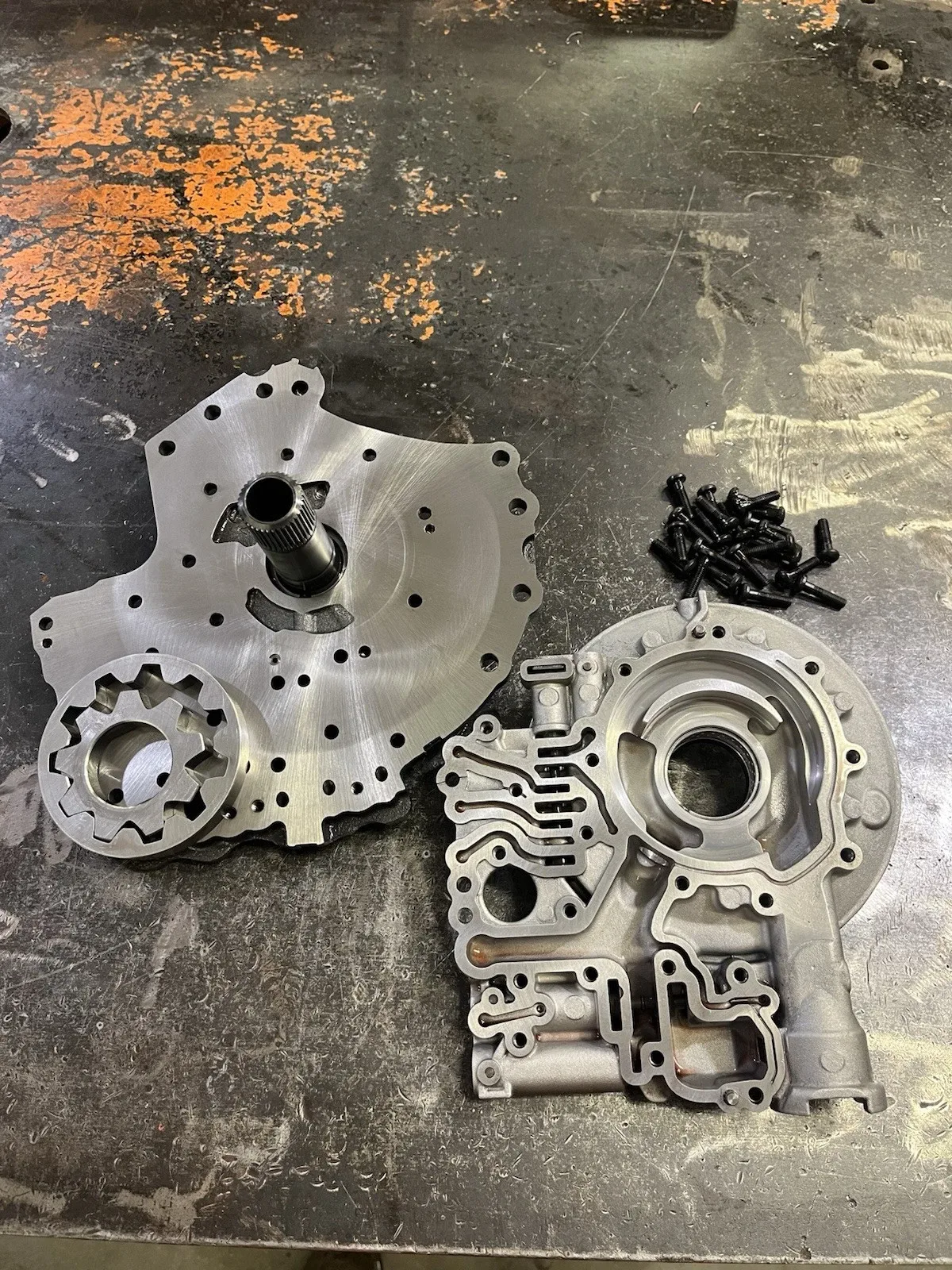 2013 Chevy Malibu 2.5L 6T40 Oil Pump 2JJW image 2