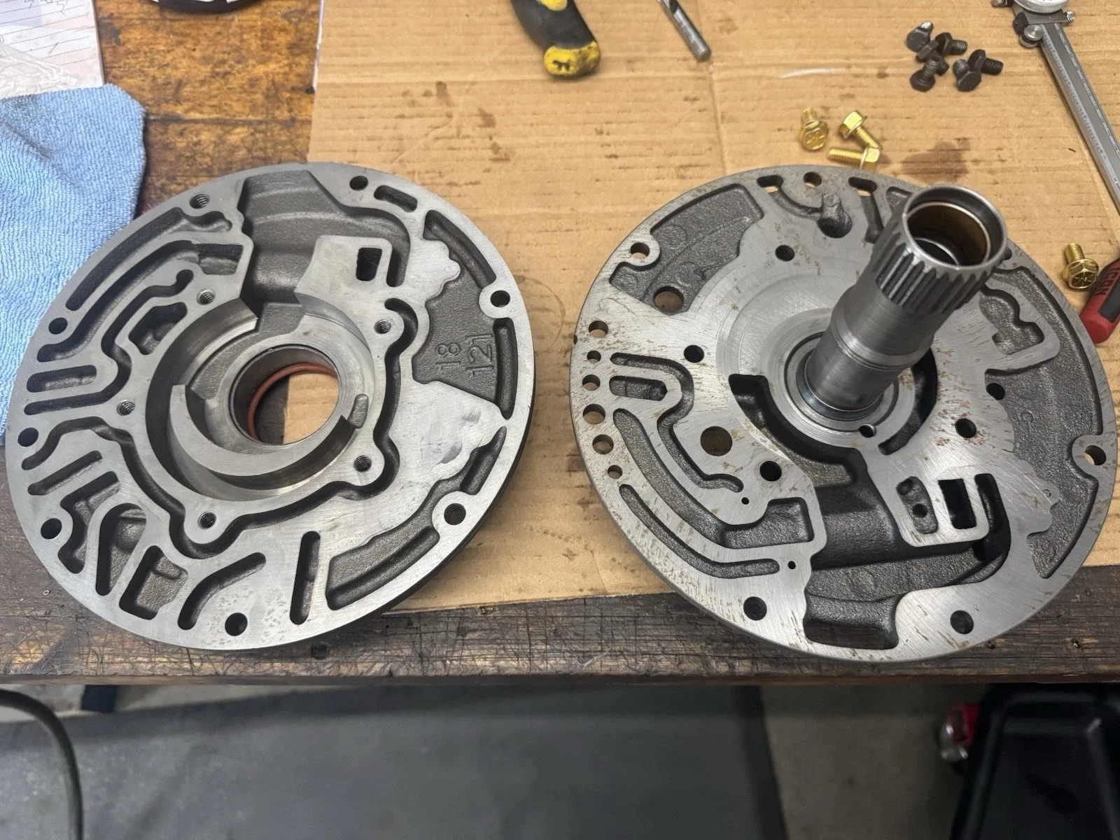 ACDelco Early Turbo 400 Oil Pump — 8-Bolt, 121 Body, 073 Stator image 2