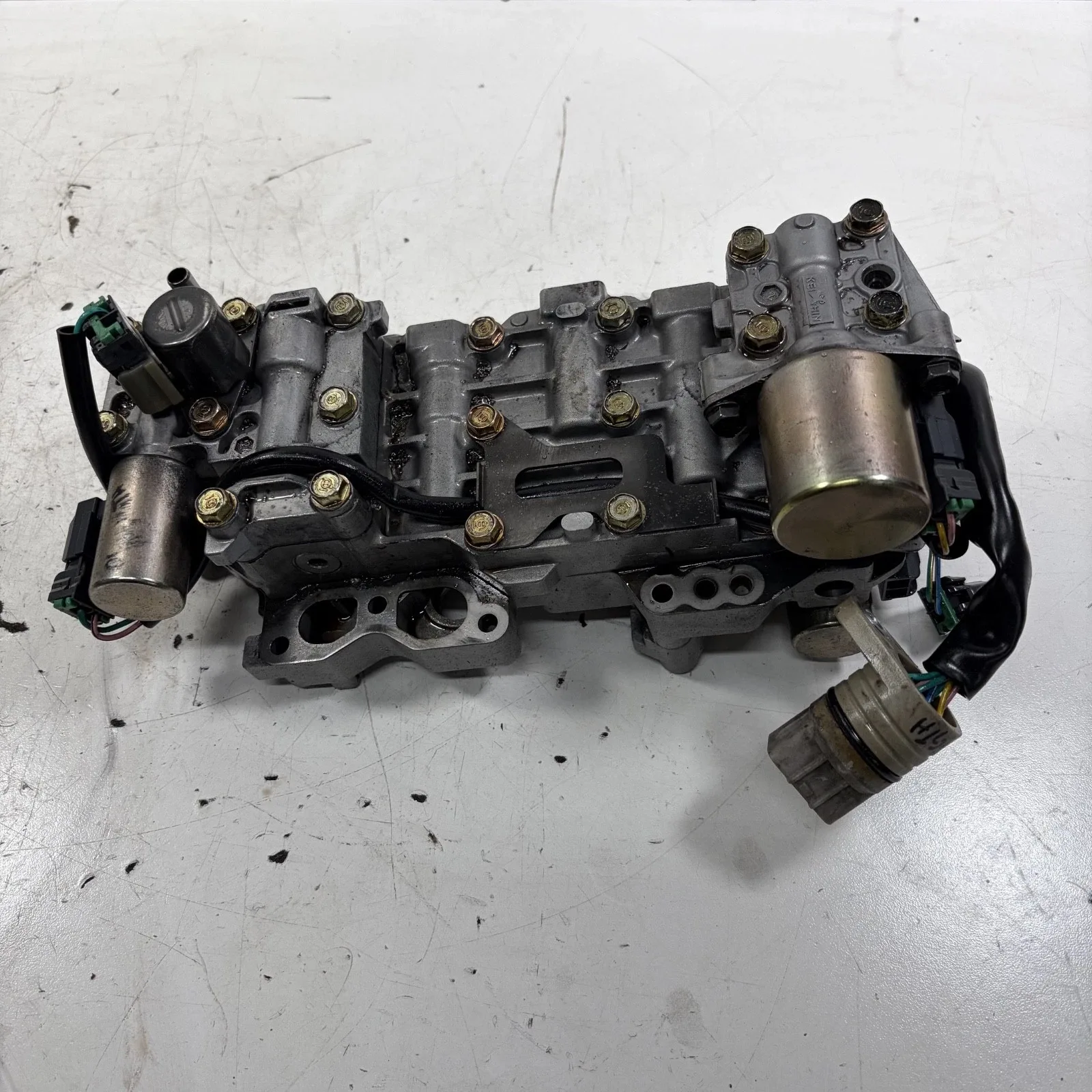 2001-2003 Honda Insight CVT Valve Body 27000-PHT-010 OEM