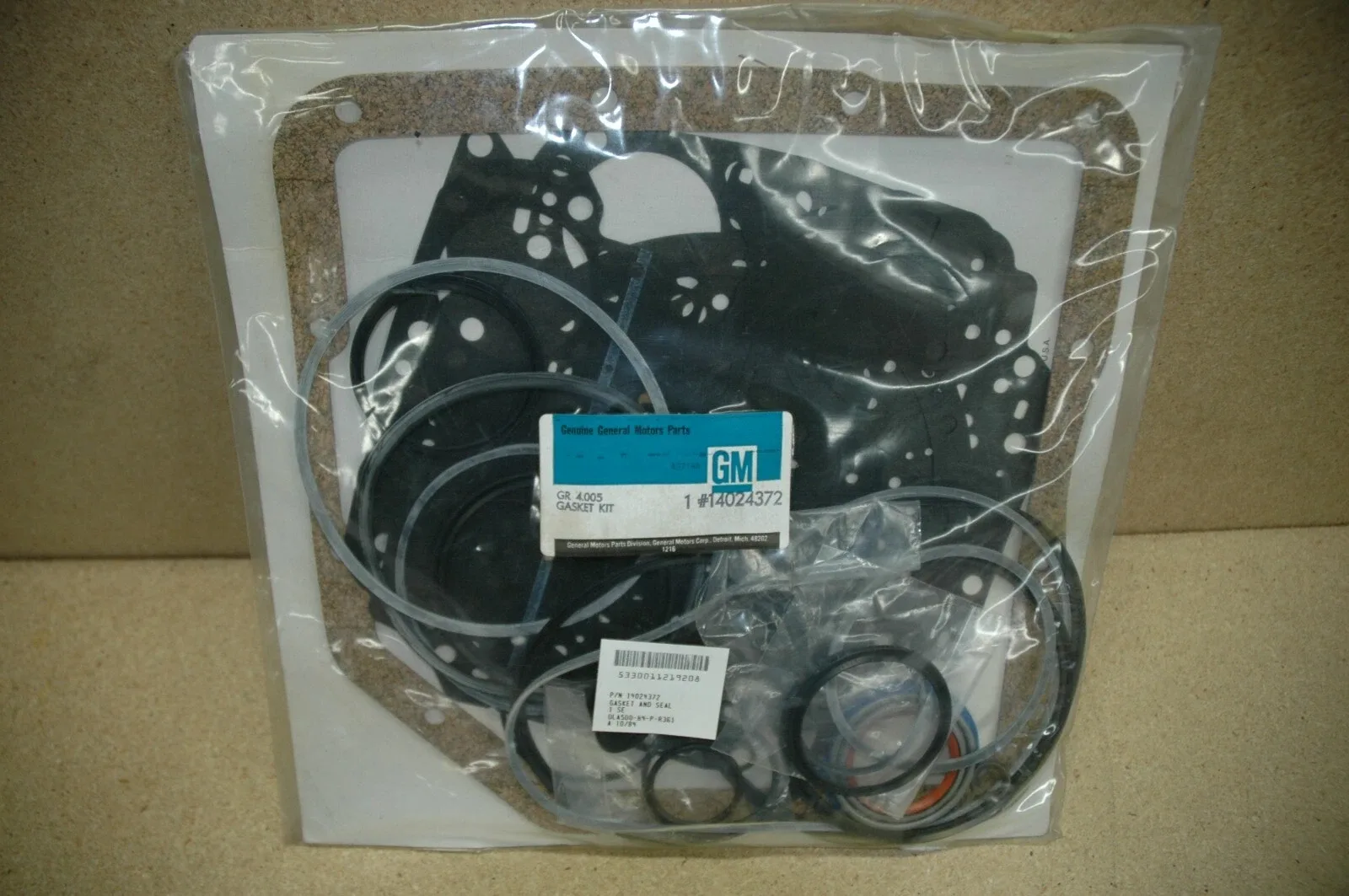 GM Transmission Gasket & Seal Set PN 14024372