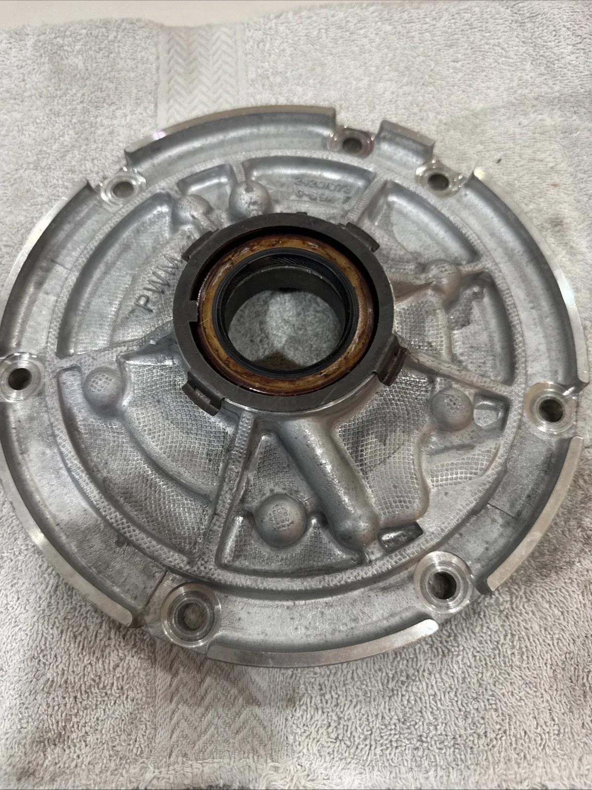 1995-1999 General Motors 4L60E Oil Pump 24201073 (13-Vane)