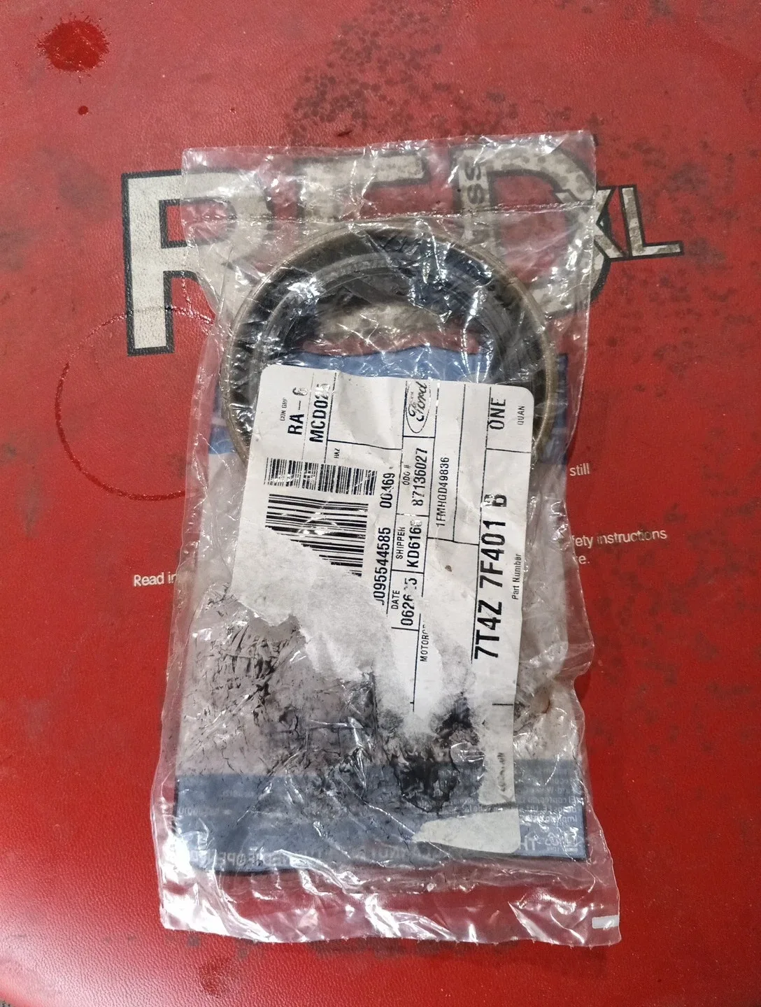 2007-2019 Ford Edge Transmission Oil Pump Seal 7T4Z-7F401-B image 2