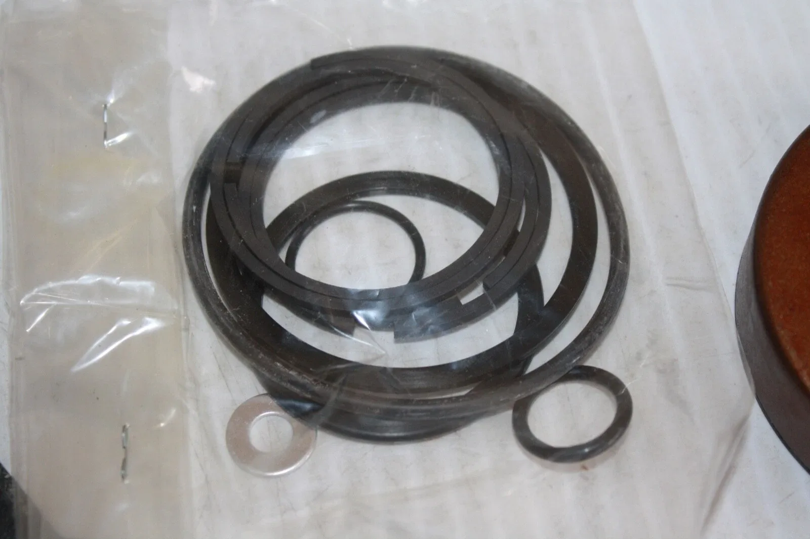 Nissan 31397-01X26 Transaxle & Automatic Transmission Gasket/Seal Set image 3