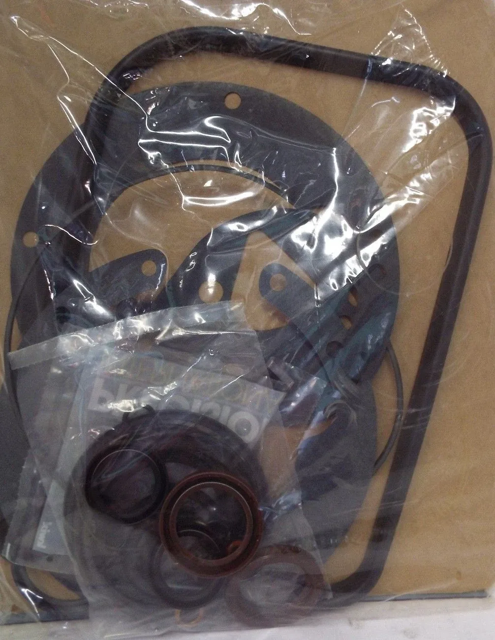 1975-1991 VW & Audi overhaul gasket kit with rings & seals - TJS K40900A image 3